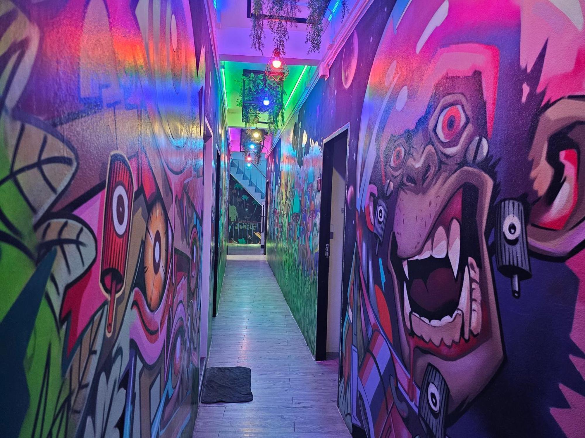 Urban Jungle Hostel Μπανγκόκ Εξωτερικό φωτογραφία