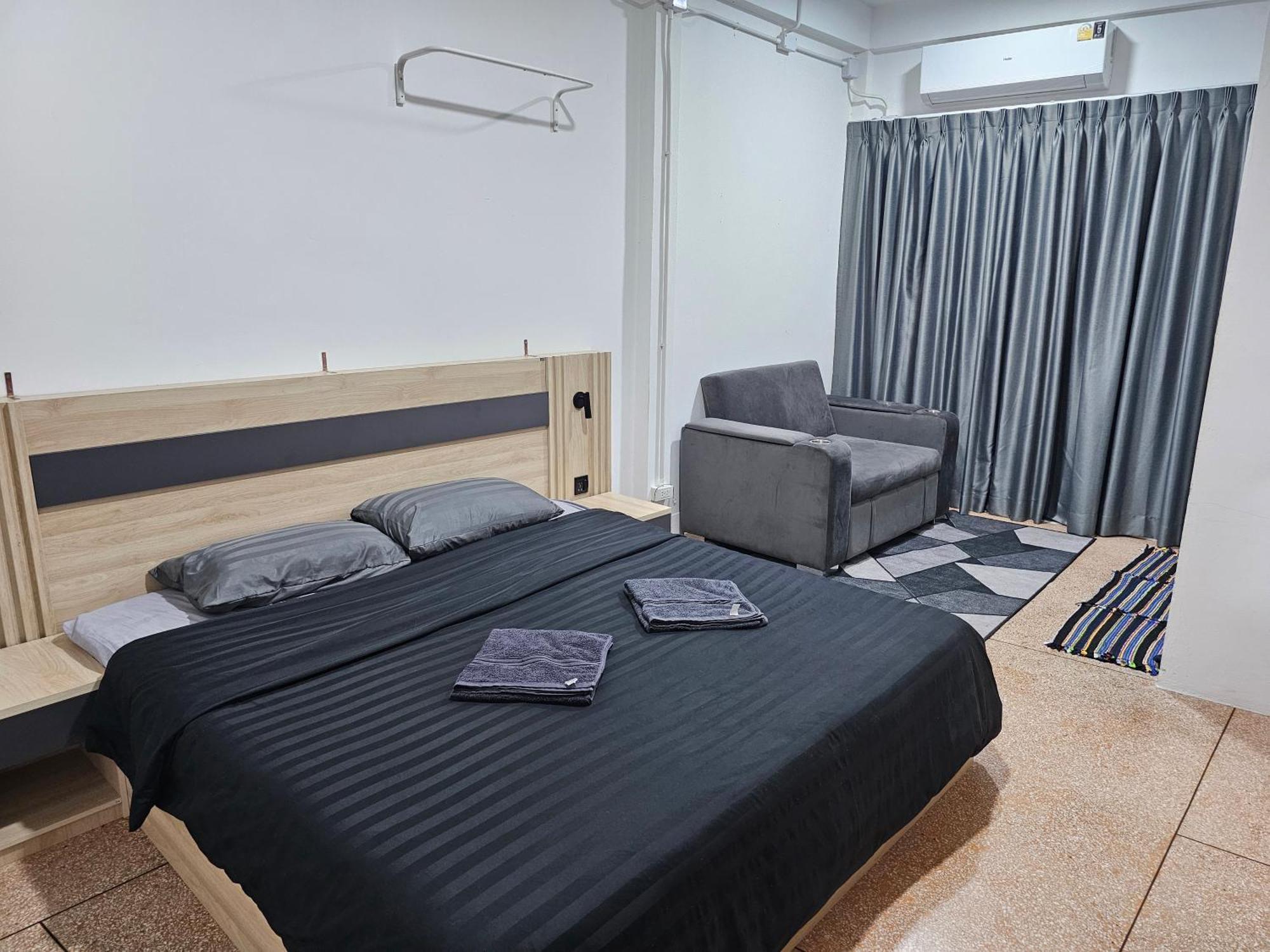 Urban Jungle Hostel Μπανγκόκ Εξωτερικό φωτογραφία