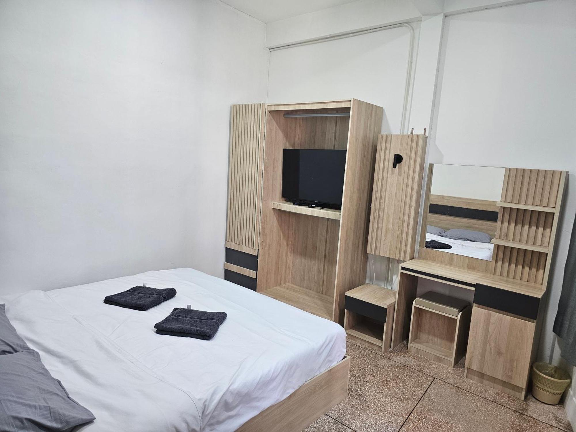 Urban Jungle Hostel Μπανγκόκ Εξωτερικό φωτογραφία